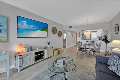 803 River Point Dr #107B, Naples, FL 34102 - Photo 4