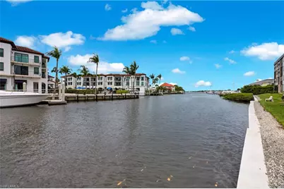 803 River Point Dr #107B, Naples, FL 34102 - Photo 10