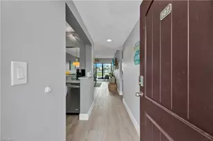 803 River Point Dr, Naples, FL 34102 - Photo 12