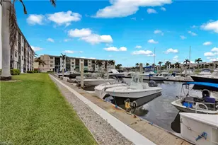 803 River Point Dr, Naples, FL 34102 - Photo 8