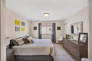 640 Luisa Ln, Naples, FL 34104 - Photo 26