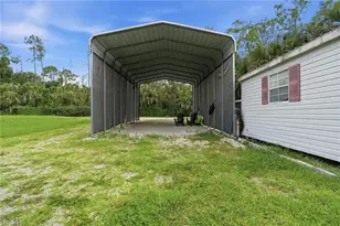 721 Logan Blvd S, Naples, FL 34119 - Photo 36