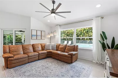 721 Logan Blvd S, Naples, FL 34119 - Photo 12