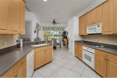 15821 Delaplata Ln, Naples, FL 34110 - Photo 12