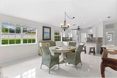 3210 Barbados Ln, Naples, FL 34119 - Photo 14
