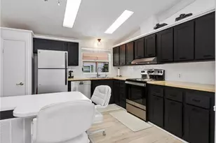 58 Oceans Blvd, Naples, FL 34104 - Photo 2