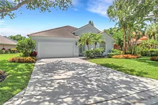 6773 Southern Oak Ct, Naples, FL 34109 - Photo 2