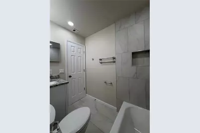 2601 47th Ter SW #B, Naples, FL 34116 - Photo 14