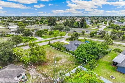 2516 Aviation Pkwy, Cape Coral, FL 33904 - Photo 12