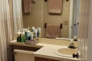 192 Fox Glen Dr, Naples, FL 34104 - Photo 16