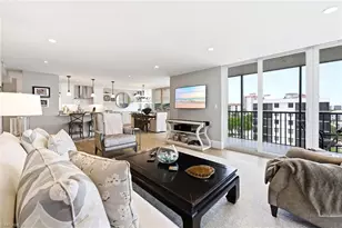 10420 Gulf Shore Dr, Naples, FL 34108 - Photo 12