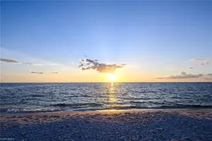 10420 Gulf Shore Dr, Naples, FL 34108 - Photo 46