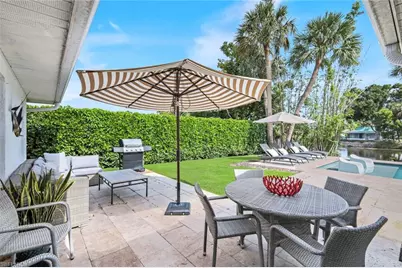 841 107th Ave N, Naples, FL 34108 - Photo 32