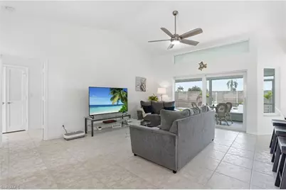 132 Bordeaux Cir, Naples, FL 34112 - Photo 14