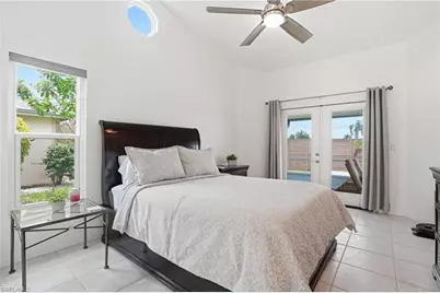 132 Bordeaux Cir, Naples, FL 34112 - Photo 8