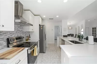 132 Bordeaux Cir, Naples, FL 34112 - Photo 18
