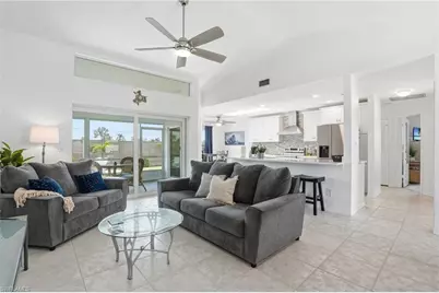 132 Bordeaux Cir, Naples, FL 34112 - Photo 2