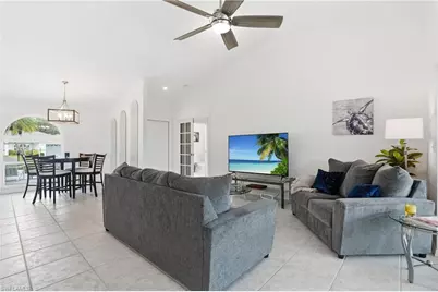 132 Bordeaux Cir, Naples, FL 34112 - Photo 16