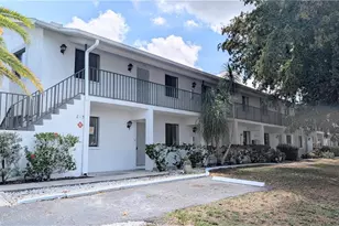 815 Victoria Dr, Cape Coral, FL 33904 - Photo 1