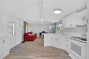 221 Grassy Key Ln, Naples, FL 34114 - Photo 10