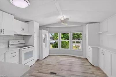 221 Grassy Key Ln, Naples, FL 34114 - Photo 8