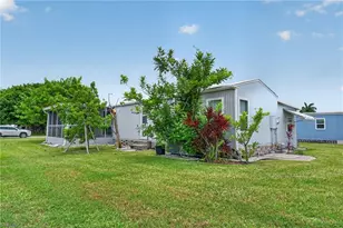 221 Grassy Key Ln, Naples, FL 34114 - Photo 32
