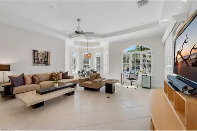 2375 Terra Verde Ln, Naples, FL 34105 - Photo 2