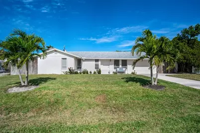 1207 Hernando St, Naples, FL 34103 - Photo 2