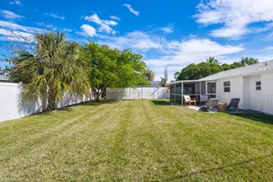 1207 Hernando St, Naples, FL 34103 - Photo 36