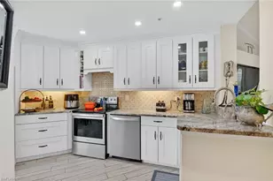 6528 Huntington Lakes Cir, Naples, FL 34119 - Photo 14