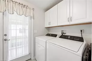 1759 Beverly Dr, Naples, FL 34114 - Photo 10