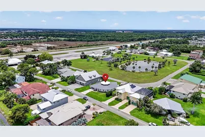3940 Skyway Dr #55, Naples, FL 34112 - Photo 6