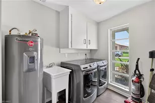 3940 Skyway Dr, Naples, FL 34112 - Photo 30