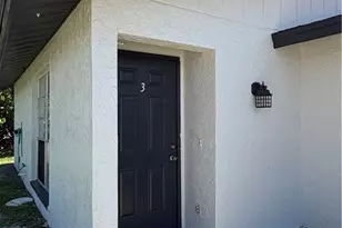 709 SE 46th Ter, Cape Coral, FL 33904 - Photo 6