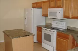 1295 Henley St, Naples, FL 34105 - Photo 12