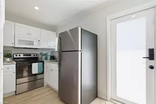 2147 Washington Ave, Naples, FL 34112 - Photo 8