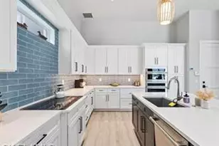 515 91st Ave N, Naples, FL 34108 - Photo 8