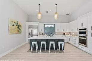 515 91st Ave N, Naples, FL 34108 - Photo 6
