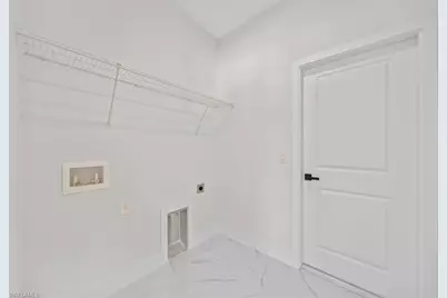 29 Diplomat Pkwy E, Cape Coral, FL 33909 - Photo 14