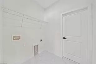 29 Diplomat Pkwy E, Cape Coral, FL 33909 - Photo 14