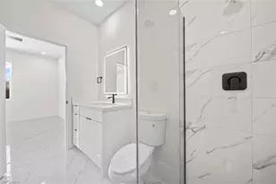29 Diplomat Pkwy E, Cape Coral, FL 33909 - Photo 12