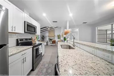 4688 Pembrooke Ln, Bonita Springs, FL 34134 - Photo 4