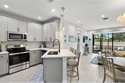 7490 Rockefeller Dr, Naples, FL 34119 - Photo 4