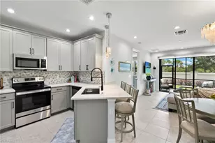 7490 Rockefeller Dr, Naples, FL 34119 - Photo 4
