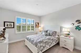 7490 Rockefeller Dr, Naples, FL 34119 - Photo 18