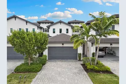 7490 Rockefeller Dr, Naples, FL 34119 - Photo 2