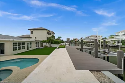 373 Egret Ave, Naples, FL 34108 - Photo 30