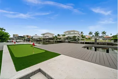 373 Egret Ave, Naples, FL 34108 - Photo 4