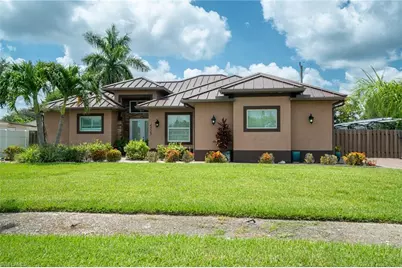 4525 29th Ave SW, Naples, FL 34116 - Photo 2