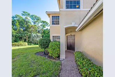 1262 Barrigona Ct, Naples, FL 34119 - Photo 2
